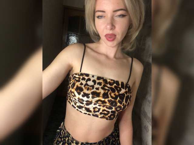 Kristina16-1's BongaCams show and profile