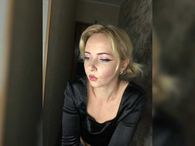 Kristina16-1's BongaCams show and profile