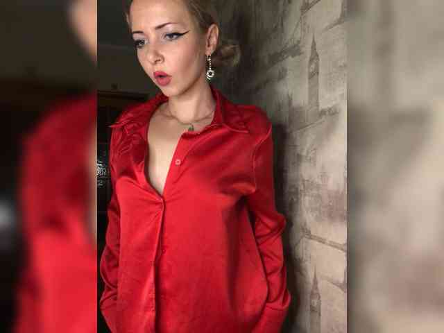 Kristinochka0316 webcam