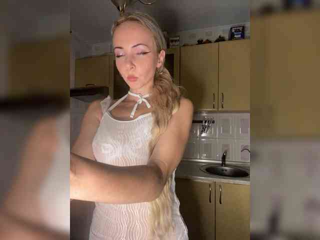 Kristinochka0316 webcam