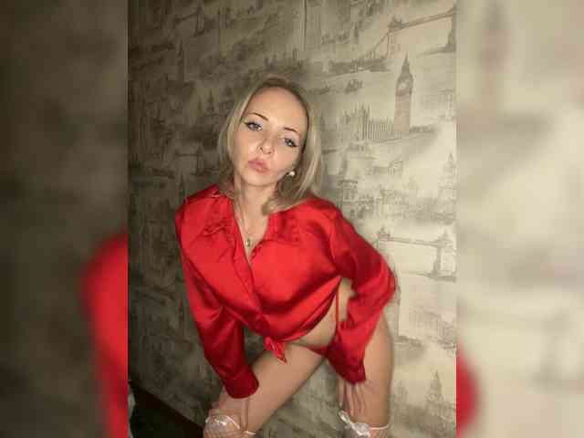 Kristinochka0316 webcam