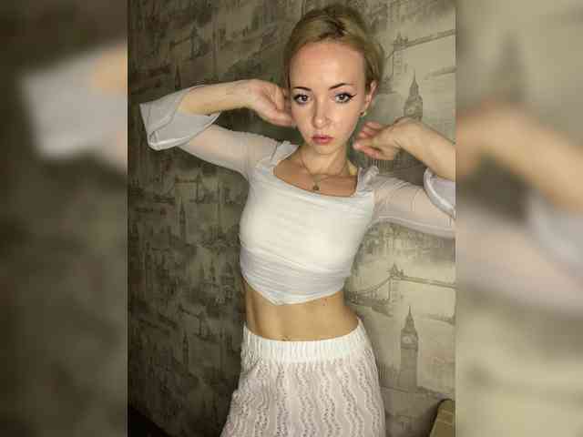 Kristinochka0316 webcam