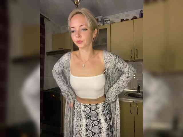 Kristinochka0316 webcam