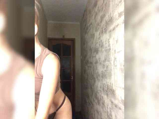 Kristinochka0316 webcam