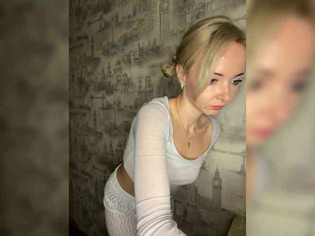 Kristinochka0316 webcam