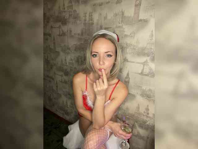 Kristinochka0316 webcam