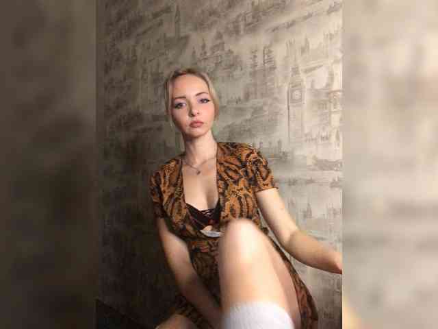 Kristinochka0316 webcam