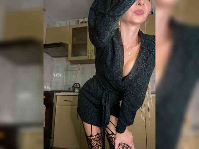 Kristinochka0316 webcam