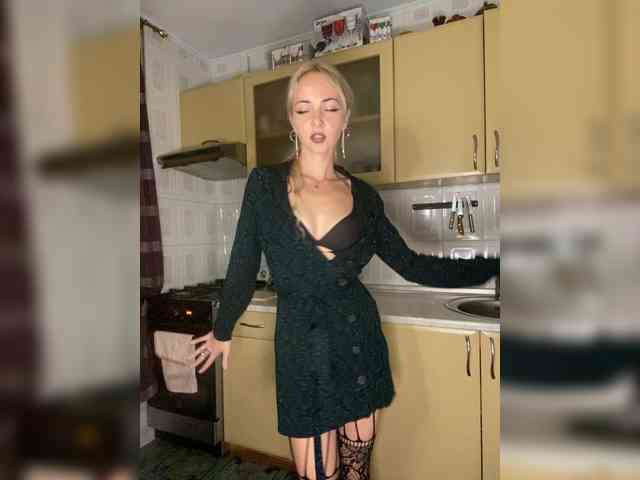 Kristinochka0316 webcam