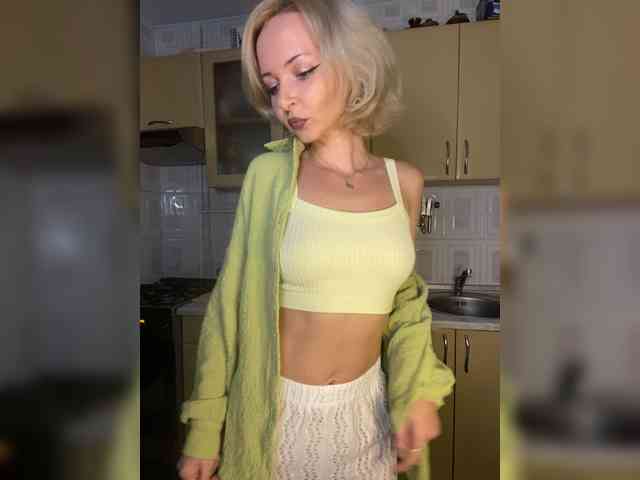 Kristina16-1 Live Webcam on BongaCams