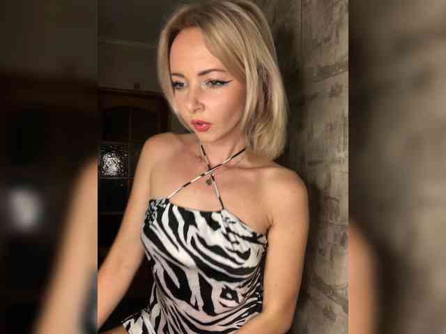 Kristinochka0316 webcam