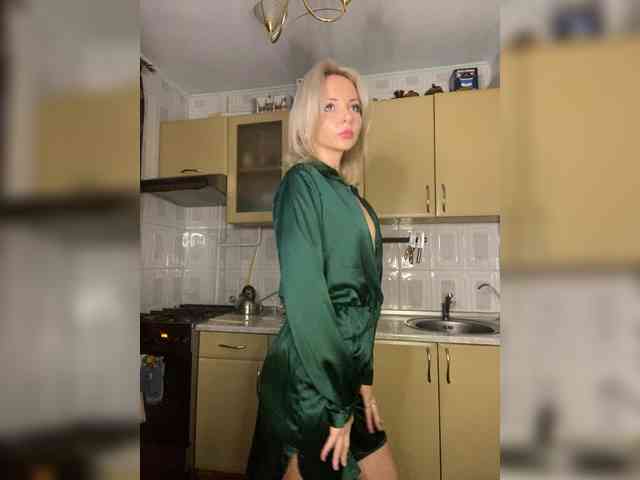 Kristinochka0316 webcam