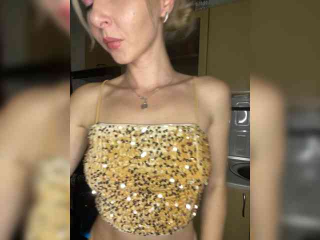 Kristinochka0316 webcam