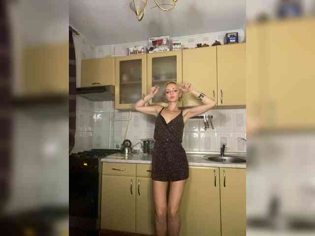 Kristinochka0316 webcam