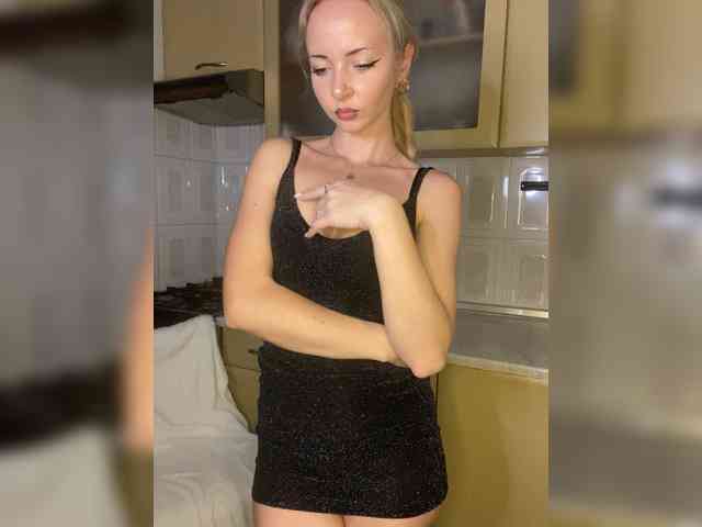 Kristinochka0316 webcam