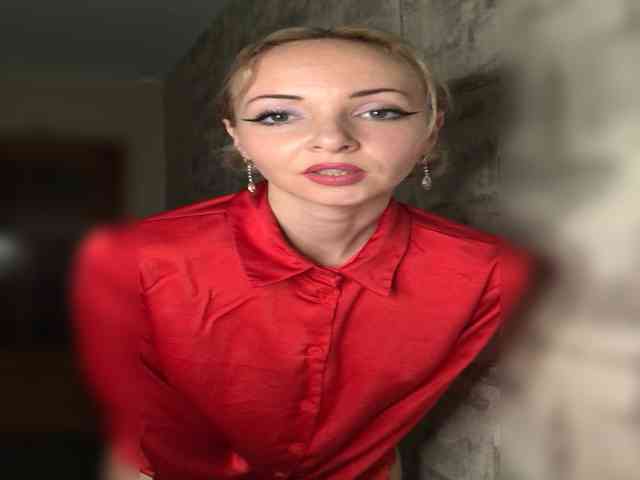 Kristinochka0316 webcam