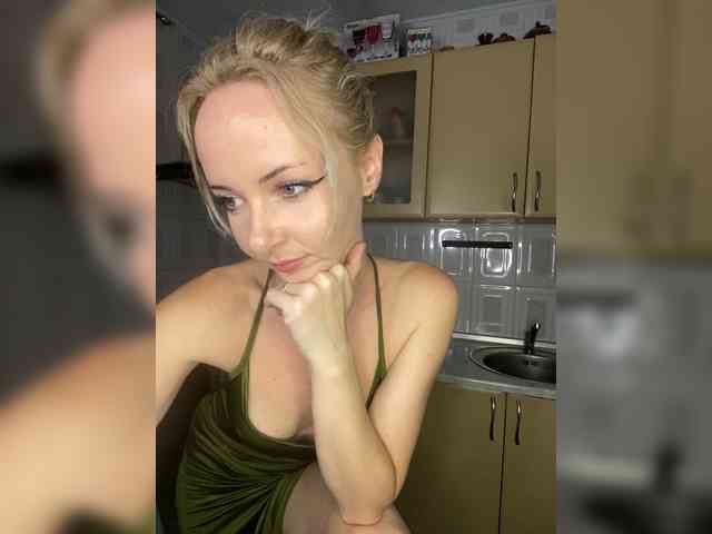 Kristinochka0316 webcam