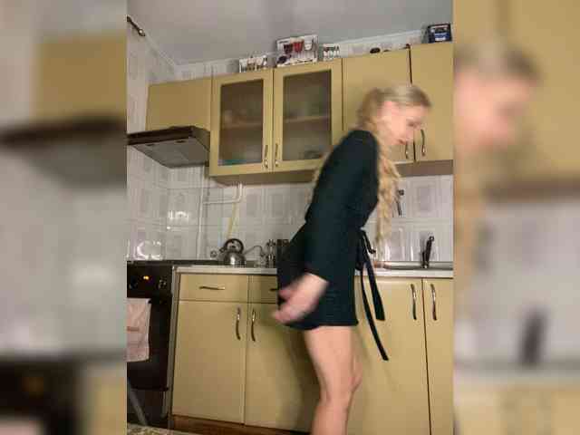 Kristinochka0316 webcam