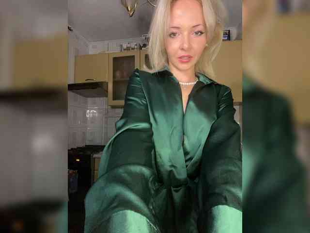 Kristinochka0316 webcam