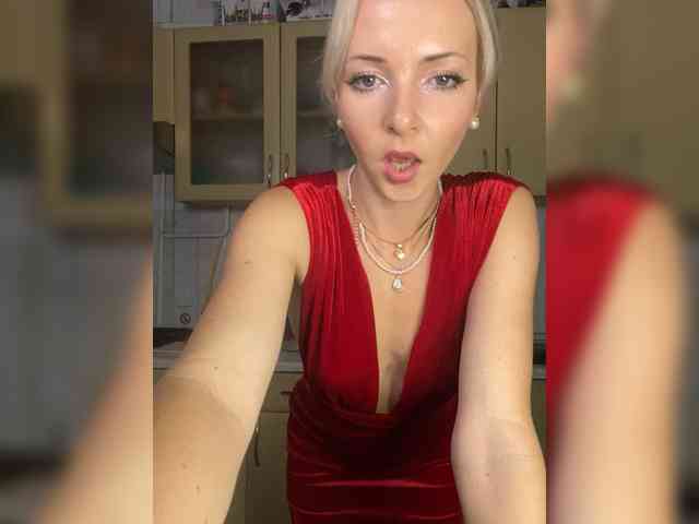 Kristinochka0316 webcam