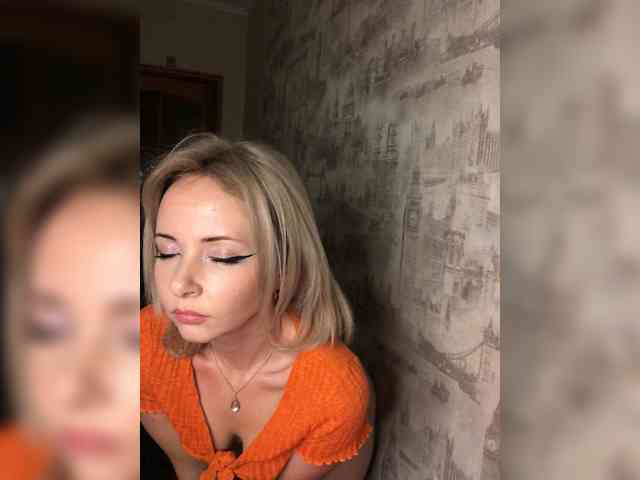 Kristinochka0316 webcam