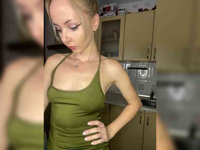 Kristinochka0316 webcam