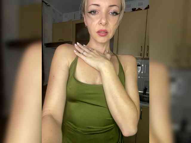 Kristinochka0316 webcam