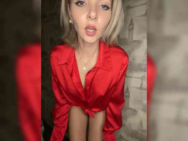 Kristinochka0316 webcam