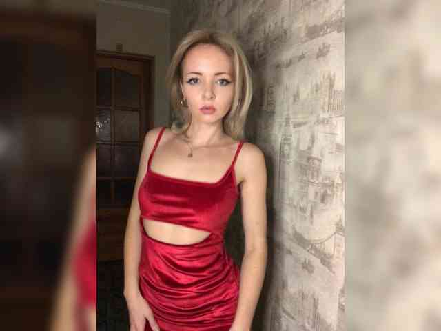Kristinochka0316 webcam