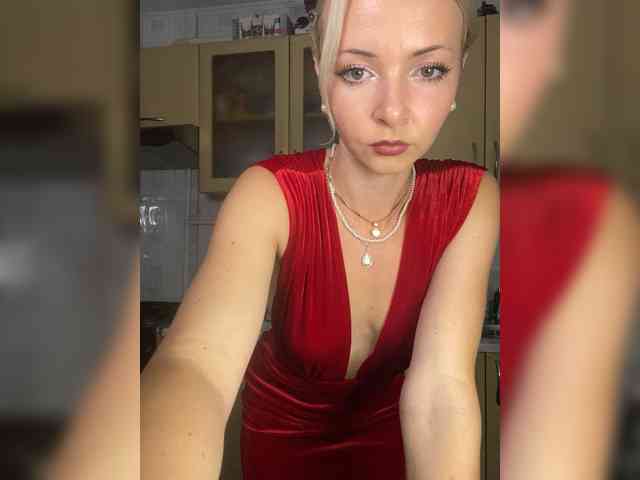 Kristinochka0316 webcam