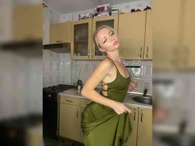 Kristina16-1 Live Webcam on BongaCams