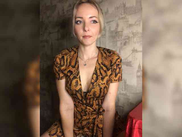 Kristinochka0316 webcam