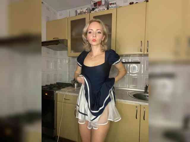 Kristinochka0316 webcam