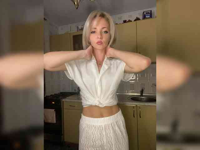 Kristinochka0316 webcam
