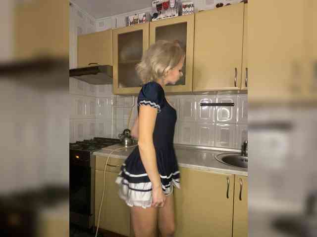 Kristinochka0316 webcam