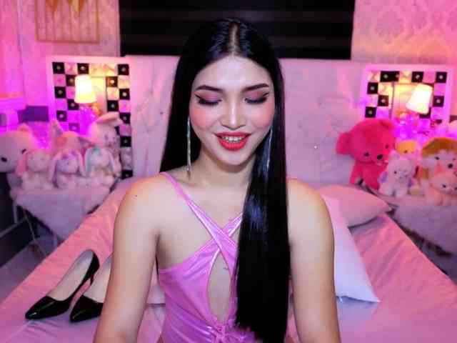 NadiaEclair Live Webcam on BongaCams