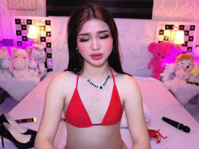 NadiaEclair Live Webcam on BongaCams