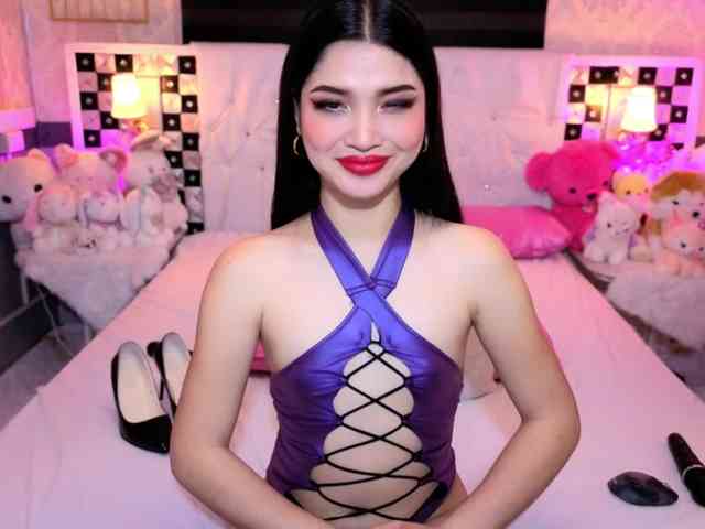 NadiaEclair NadiaEclair