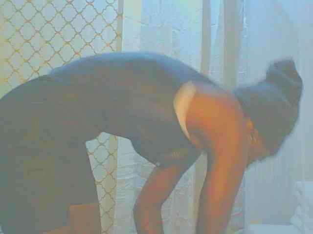 Dollybi1 webcam