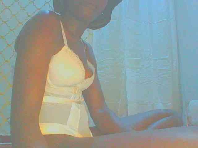 Dollybi1 webcam