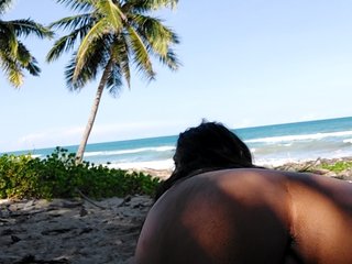 Lucy-Natural Porn Show