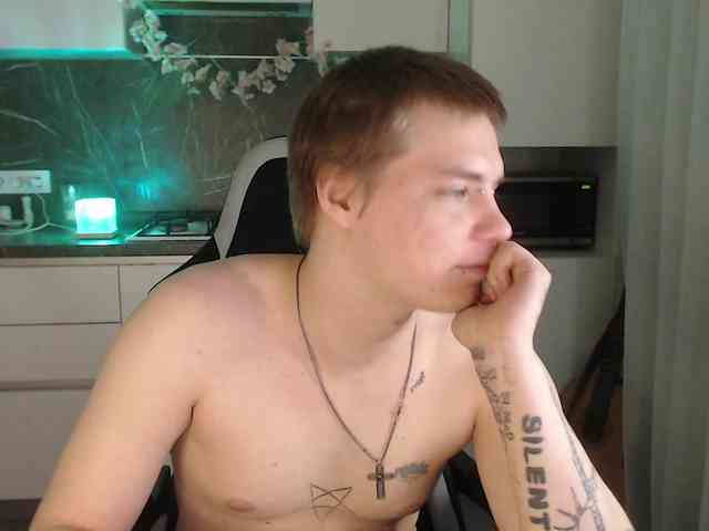 yourlildemon Live Webcam on BongaCams