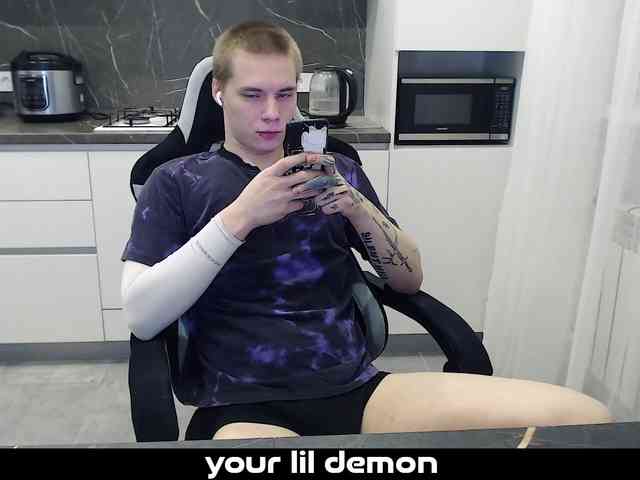 yourlildemon yourlildemon
