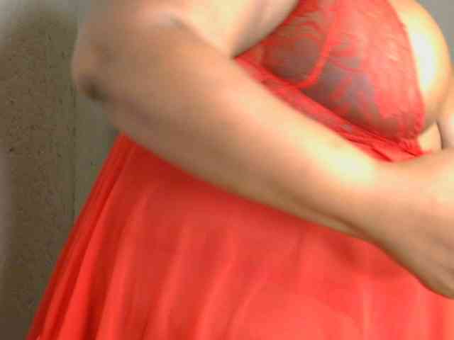 BubblyRouxyXXXxx webcam