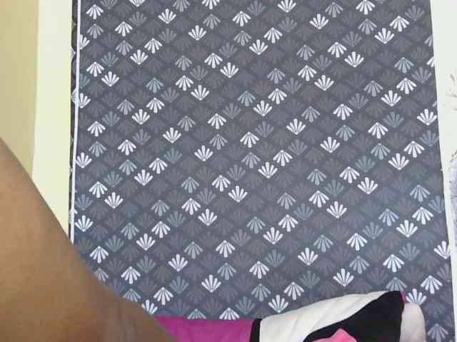 Hollymolly111 webcam