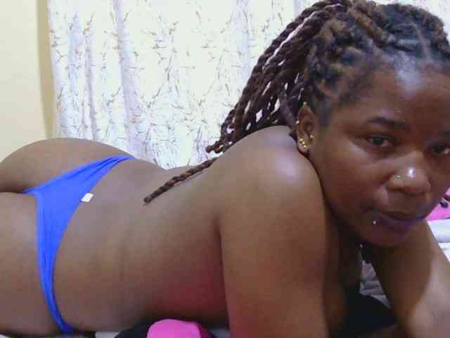 Hollymolly111 webcam