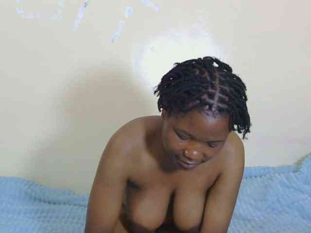 Hollymolly111 webcam