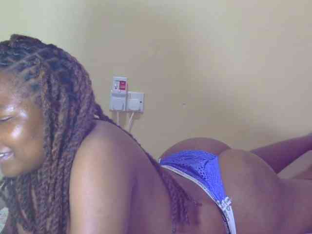 Hollymolly111 webcam