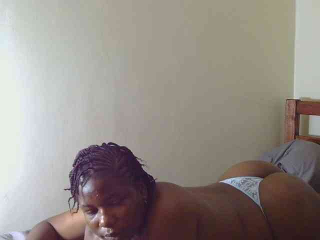 Hollymolly111 webcam