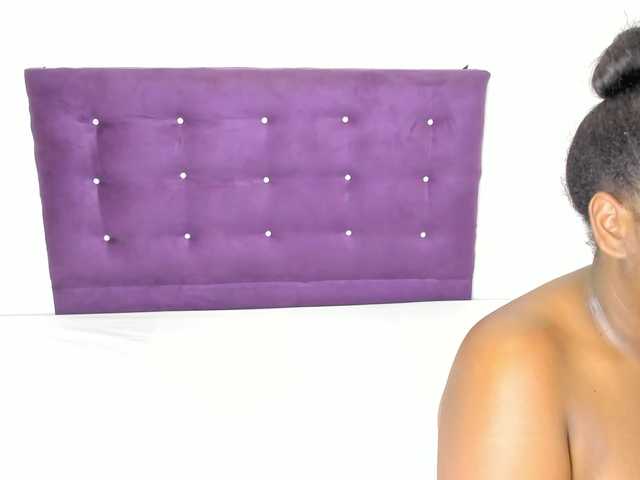 yourwife-anna preview